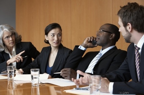 Uso-celulares-nas-empresas-cria-novo-tipo-gestao-televendas-cobranca