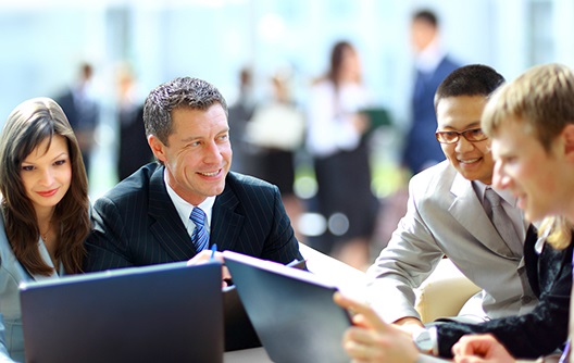 Como-aproveitar-o-tinder-do-trabalho-e-outros-aplicativos-televendas-cobranca