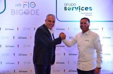 Jantar-do-grupo-services-tem-a-participacao-especial-de-tite-televendas-cobranca-oficial