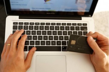 BC-discute-revisao-na-cobranca-de-cartao-de-debito-televendas-cobranca