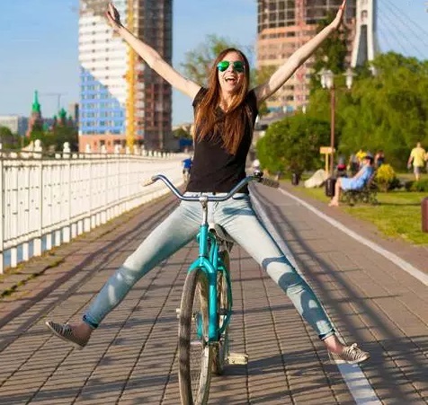 Posso-negociar-com-meu-chefe-para-ter-fim-de-semana-de-3-dias-televendas-cobranca