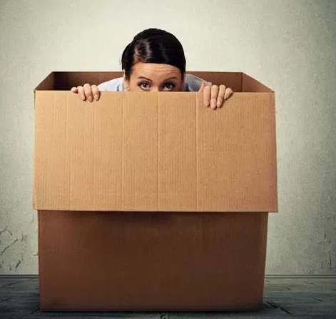 Mudar-de-emprego-sem-avaliar-estes-5-aspectos-pode-ser-uma-cilada-televendas-cobranca