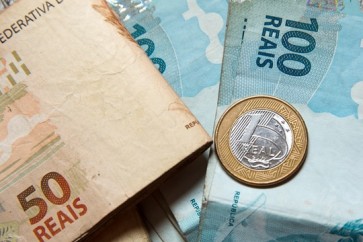 Pressao-renovada-para-baratear-custo-do-credito-televendas-cobranca