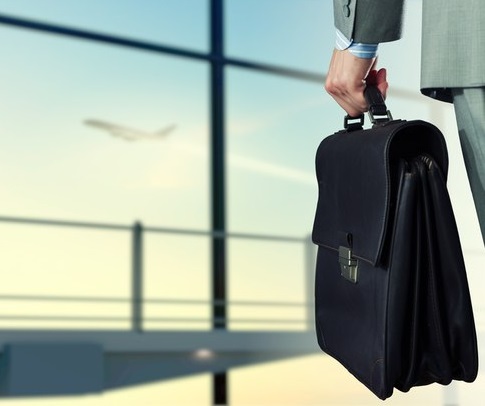 Como-combinar-viagem-de-trabalho-e-ferias-televendas-cobranca