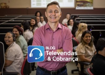 Treinamento-ensina-atendente-de-telemarketing-a-sorrir-com-a-voz-televendas-cobranca