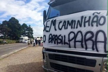 Greve-dos-caminhoneiros-o-que-fazer-se-o-boleto-atrasar-televendas-cobranca