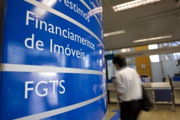Bancos-questionam-alto-custo-que-caixa-impoe-no-consignado-garantido-com-fgts-televendas-cobranca