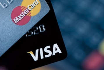 Os-contrastes-do-credito-no-brasil-televendas-cobranca