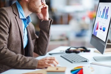 Varejo-desafia-bancos-e-oferece-servicos-moveis-televendas-cobranca