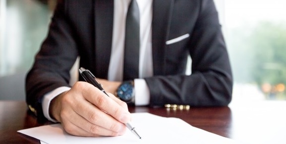 Gerentes-nao-ganham-hora-extra-televendas-cobranca