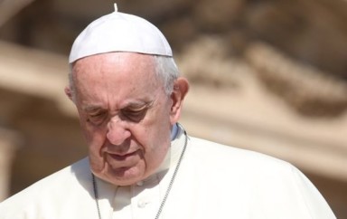 Papa-francisco-por-que-o-lider-catolico-esta-preocupado-com-o-futuro-dos-robos-televendas-cobranca