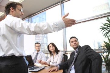 Prepare-um-apresentacao-de-negocios-em-quatro-etapas-televendas-cobranca