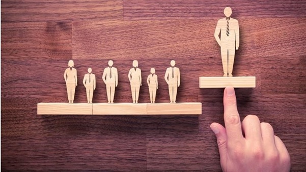 Quem-morou-fora-do-pais-tem-esta-vantagem-na-carreira-e-na-vida-televendas-cobranca-1