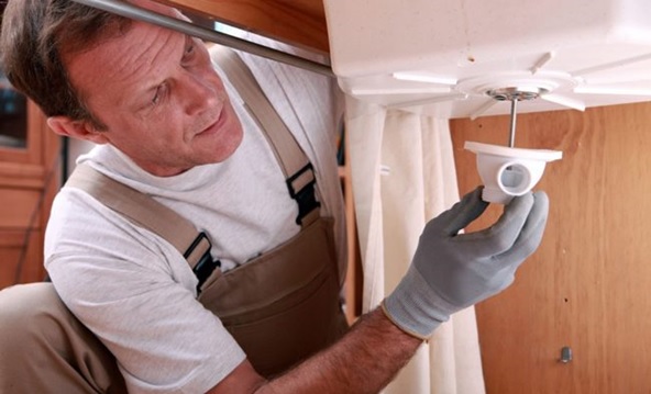 Marido-de-aluguel-cresce-em-sp-como-opcao-a-desemprego-e-salarios-baixos-televendas-cobranca