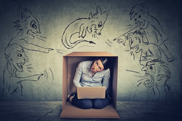 Sair-da-zona-de-conforto-e-outras-bobagens-do-mundo-corporativo-televendas-cobranca