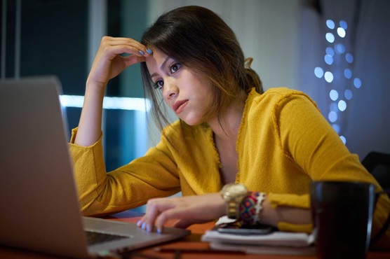 Ser-indispensavel-no-trabalho-vai-tornar-sua-vida-miseravel-alerta-ceo-televendas-cobranca-1