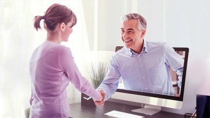 Como-deve-ser-o-atendimento-ao-cliente-segundo-especialistas-televendas-cobranca