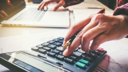 Retomada-da-economia-pode-destravar-carteira-de-r-1-tri-em-creditos-podres-televendas-cobranca-1