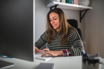 20-profissoes-que-voce-nao-acreditava-que-poderiam-ser-home-office-televendas-cobranca-1