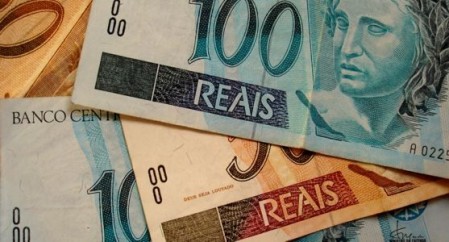 Governo-estuda-medidas-para-conter-abusos-no-credito-consignado-televendas-cobranca-1