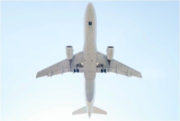 Esta-empresa-te-ajuda-a-reclamar-com-a-companhia-aerea-se-seu-voo-atrasa-televendas-cobranca-1
