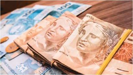Inclusao-financeira-poderia-injetar-r-400-bilhoes-por-ano-no-pib-do-brasil-televendas-cobranca-1