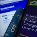 Brasileiro-paga-divida-com-auxilio-televendas-cobranca-1