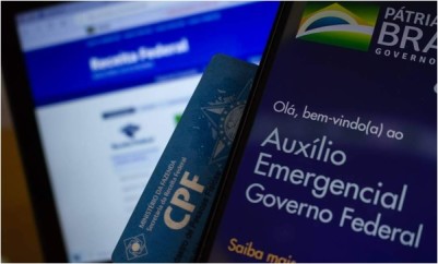 Brasileiro-paga-divida-com-auxilio-televendas-cobranca-1