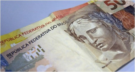 78-dos-brasileiros-eliminaram-ou-diminuiram-o-uso-de-dinheiro-com-a-covid-19-televendas-cobranca-1