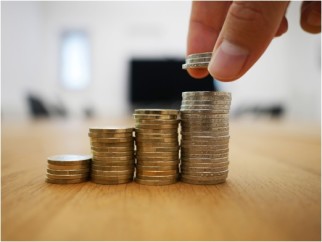 Credito-cresce-para-familias-mas-recua-para-empresas-televendas-cobranca-1