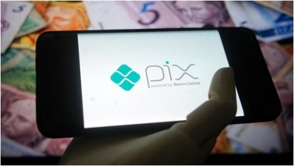 Pix-vai-oferecer-pagamentos-programados-e-cashback-diz-presidente-do-bc-televendas-cobranca-1