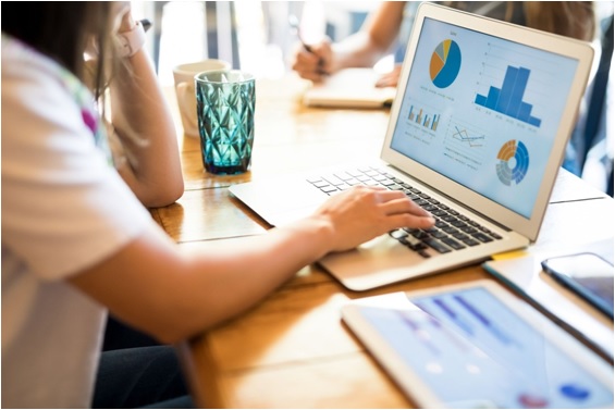 Quatro-dicas-de-como-lidar-com-o-maior-fluxo-de-atendimentos-na-pandemia-televendas-cobranca-3