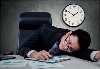 Se-voce-trabalha-enquanto-dorme-o-expediente-nunca-acaba-televendas-cobranca-1