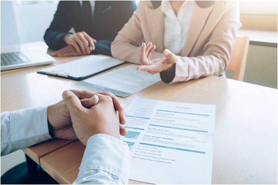 7-erros-comuns-durante-entrevistas-de-emprego-online-em-ingles-televendas-cobranca-3