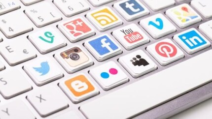 Funcionarios-gostam-de-ver-o-ceo-nas-redes-sociais-televendas-cobranca-1