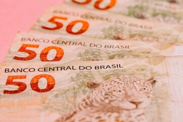 Renda-menor-e-crescimento-da-oferta-de-credito-levam-endividamento-das-familias-a-novo-recorde-televendas-cobranca-1