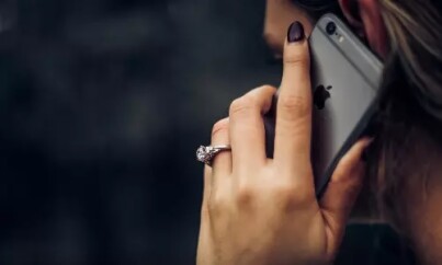 E-aceitavel-telefonar-para-as-pessoas-hoje-em-dia-televenads-cobranca-1