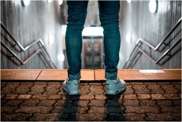 O-que-e-downsell-saiba-como-essa-estrategia-de-vendas-funciona-as-vantagens-de-utiliza-la-e-dicas-de-como-implementar-televendas-cobranca-1