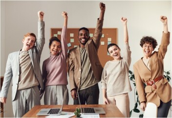 Redes-sociais-consumidor-millennials-compra-televendas-cobranca-1