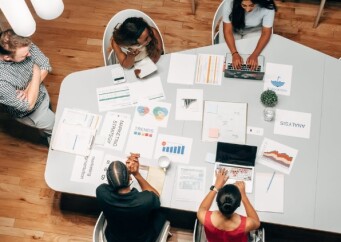 Relacionamento digital é focado no cliente e não no produto-televendas-cobranca-1