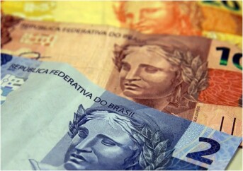 Entenda-qual-a-diferenca-entre-endividado-e-inadimplente-televendas-cobranca-1