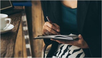 Checklist-para-transformar-a-experiencia-do-seu-cliente-quantos-topicos-voce-ja-marcou-televendas-cobranca-2