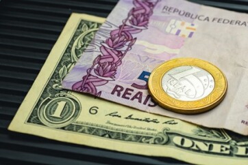 Contas-em-dolar-ou-euro-se-popularizam-televendas-cobranca1