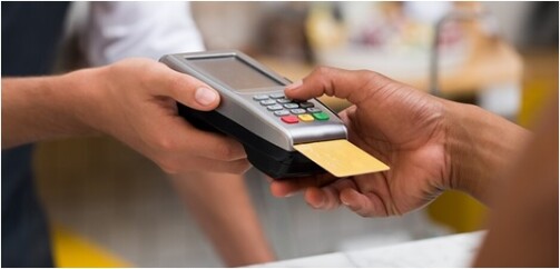 Brasil tem 15 mil toneladas de plástico em cartões e maquininhas-televendas-cobranca-1