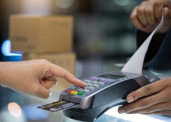 quase-40percent-dos-contratos-com-bancos-e-empresas-de-credito-sao-abusivos-aponta-pesquisa-televendas-cobranca1