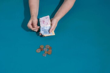 56-possuem-cartao-de-credito-e-10-estao-em-atraso-com-alguma-parcela-televendas-cobranca-1