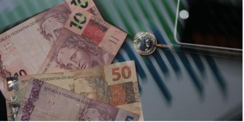 baixar-teto-do-consignado-prejudica-beneficiarios-diz-febraban-televendas-cobranca-1