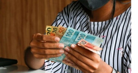 carros-da-ford-poderao-infernizar-a-vida-de-quem-atrasar-as-parcelas-televendas-cobranca-1