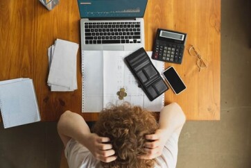 Stj-em-execucao-prescrita-por-falta-de-bens-devedor-paga-honorarios-televendas-cobranca-1