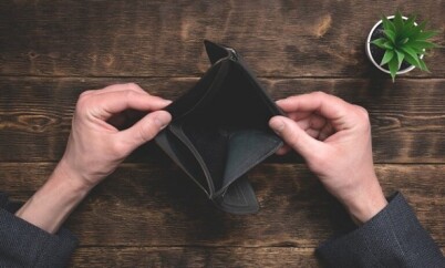 63-dos-trabalhadores-enfrentam-problemas-financeiros-televendas-cobranca-1